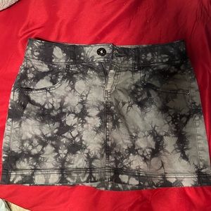 elle acid washed denim skirt